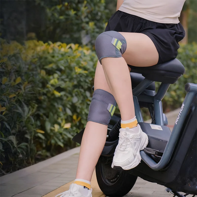 🔥 50% OFF! 🦵 ADJUSTABLE KNEE SUPPORT - 3-Heat Settings & Massage Function, Breathable Neoprene Material, Ideal for Sports and Daily Comfort 🌟🧴 - Image 2