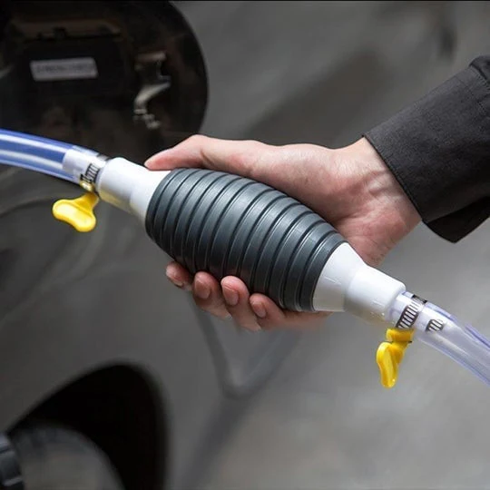 Multifunctional Manual Gasoline Suction and Water Pump - Image 4